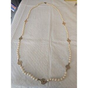 Vtg Brooks Brothers 346 Glass Pearl & Gold Plated Medallions Necklace  44”